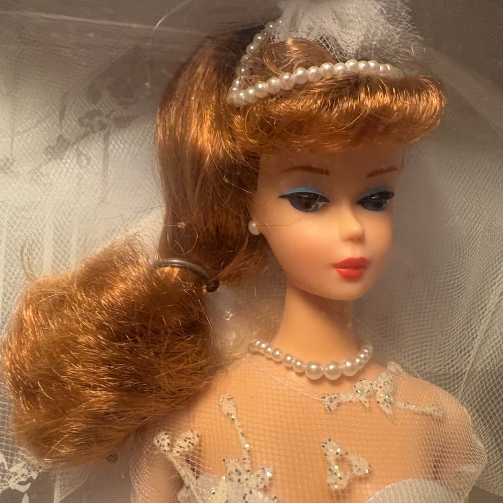Wedding day Barbie 1996 vintage box damage shelf ware  NIB - Picture 2 of 16